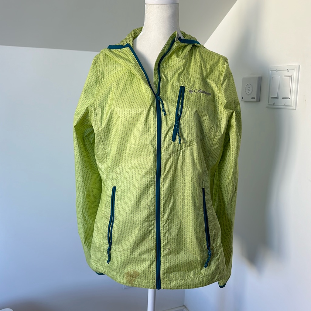 Columbia Omni Wick Super Super Super Light Weight Jacket